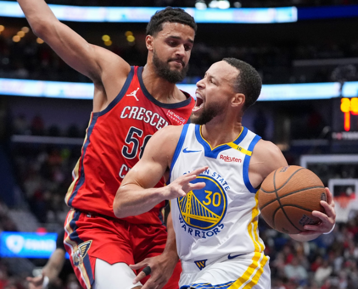 Warriors se acomoda en la cima del oeste tras batir a Pelicans