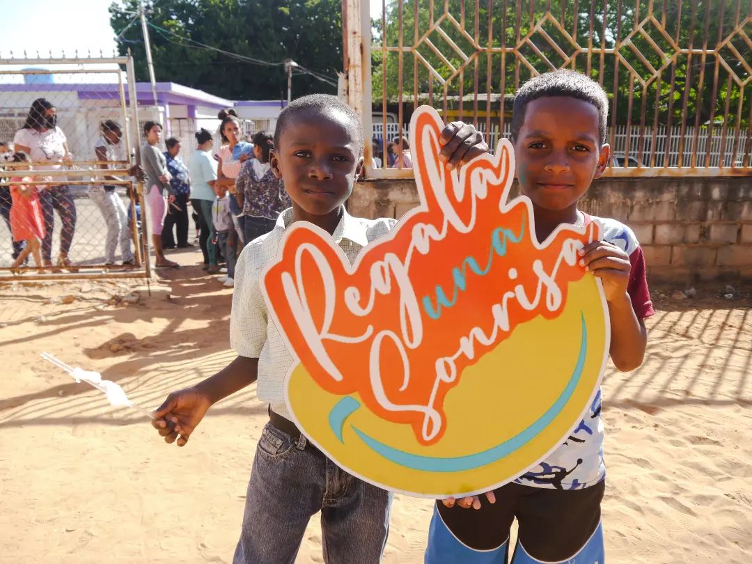 La Fundación Regala una Sonrisa realizará actividad “Cambia un Juguete por una Sonrisa”