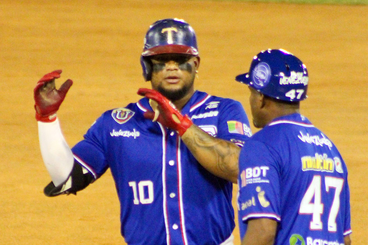 Tiburones superó a Magallanes en Valencia