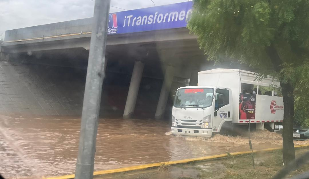 Ciclón 08L provocó el fuerte coletazo de este lunes 4-Nov en el Zulia