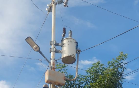 A punto de colapsar está un transformador tras explotar otros dos convertidores en El Callao