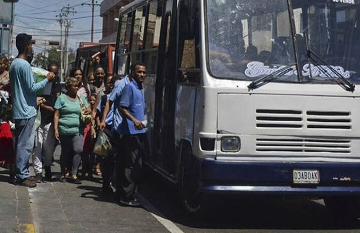 Desde este 15-N el pasaje en por puestos a 25 bolos: Choferes cobran sus 