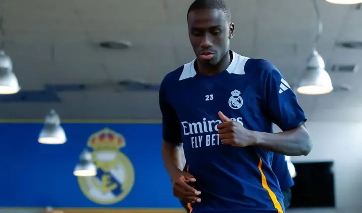 Mendy vuelve a una convocatoria del Madrid sin Vinicius