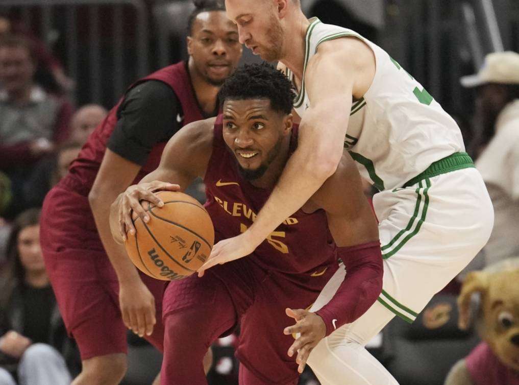 Cavaliers conserva el primer lugar del Este tras derrotar a Celtics