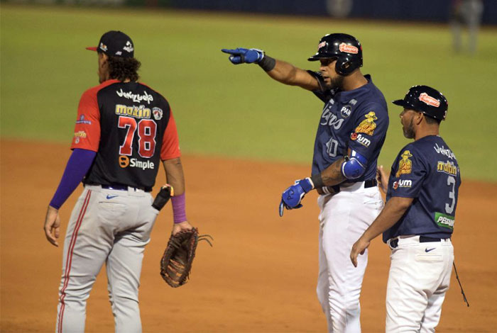 Tigres cortó el vuelo de Cardenales en Maracay