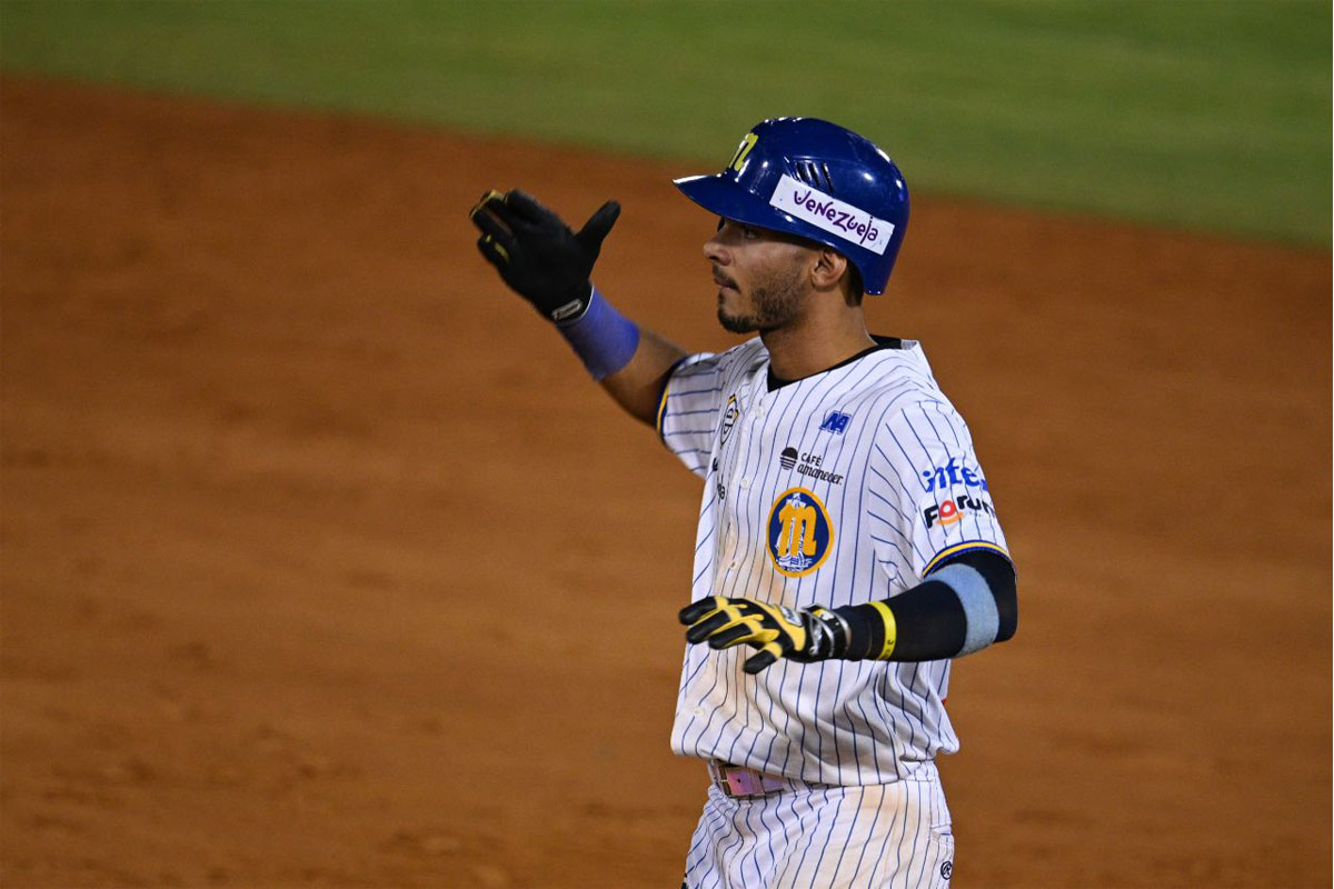 Magallanes barrió a Águilas en doble jornada celebrada en Valencia