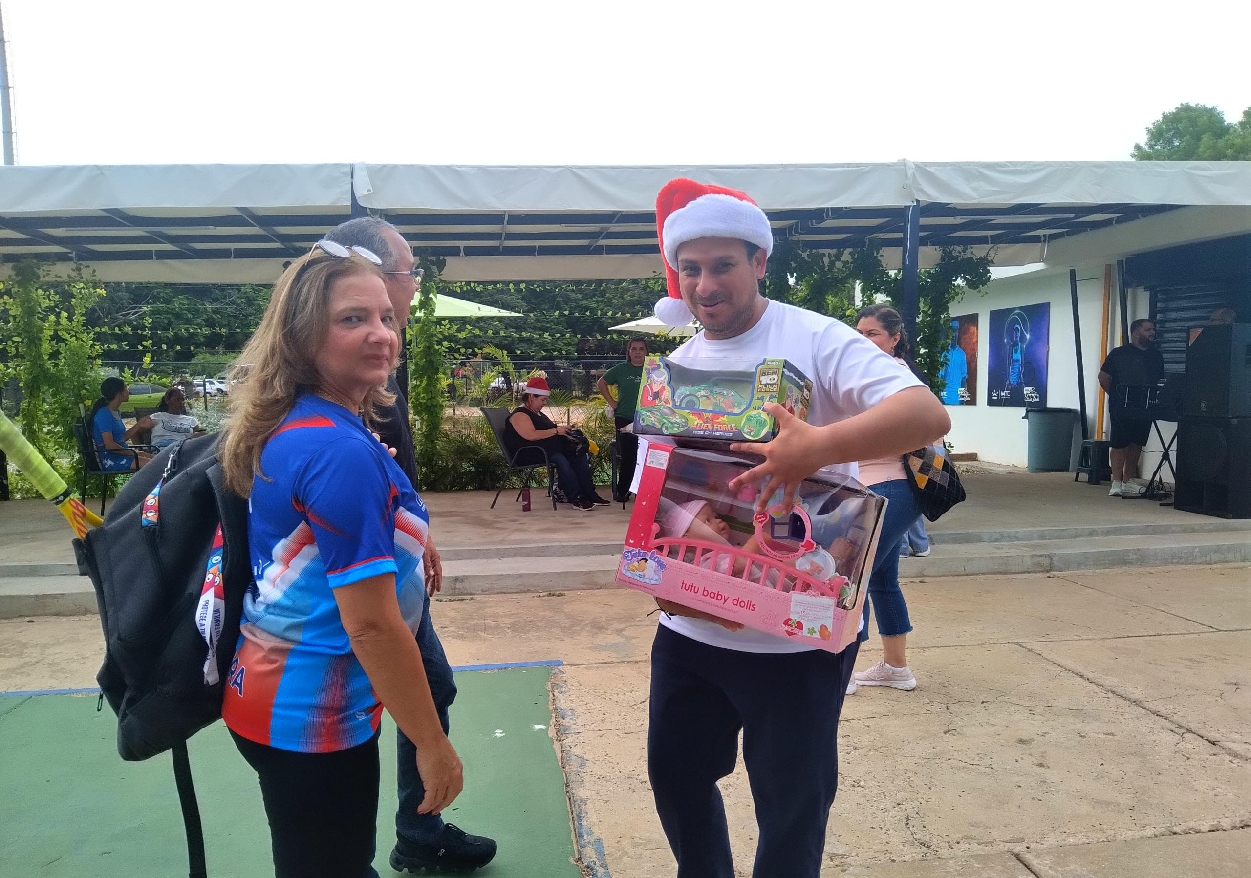 La magia de la Navidad llega al MTC Parque San Simón para regalar sonrisas a los más pequeños de la casa