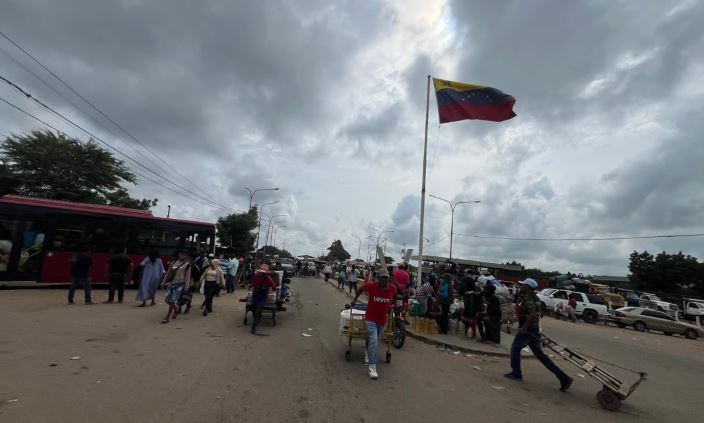 Así está la frontera de Paraguachón: Migrantes regresan para reencontrarse con sus familiares en Nochebuena