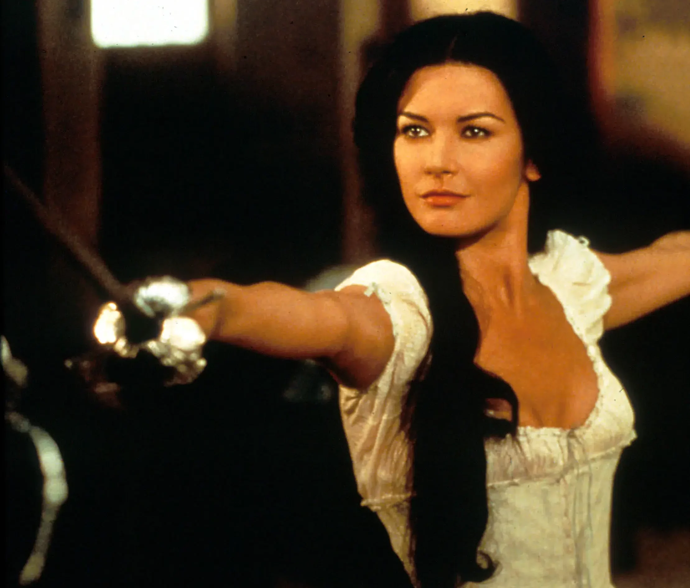 Catherine Zeta-Jones: Elegancia y belleza intactas a 26 años después del Zorro