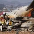 Confirman 179 muertos y solo dos supervivientes en el avión siniestrado en Corea del Sur