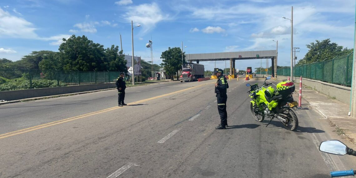 Colombia redobla seguridad en la frontera para cuidar venezolanos que vienen a su país a celebrar el Año Nuevo