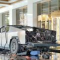 El hombre que murió calcinado en un Tesla frente al hotel Trump en Las Vegas era un soldado de élite en activo