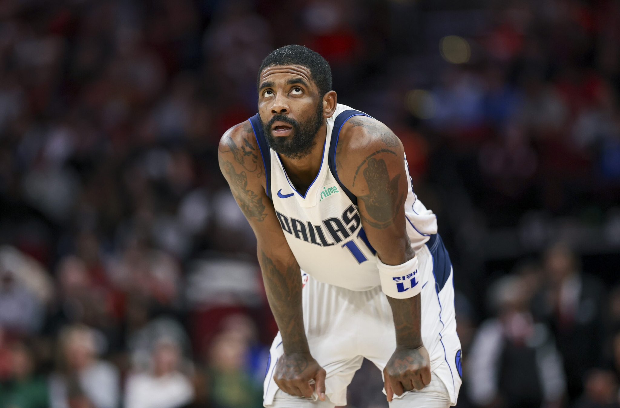 Kyrie Irving estará fuera de acción una o dos semanas