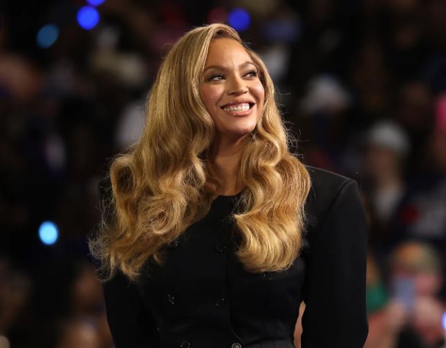 Beyoncé Dona $2.5 Millones para Ayudar a las Comunidades Afectadas por Incendios en Los Ángeles