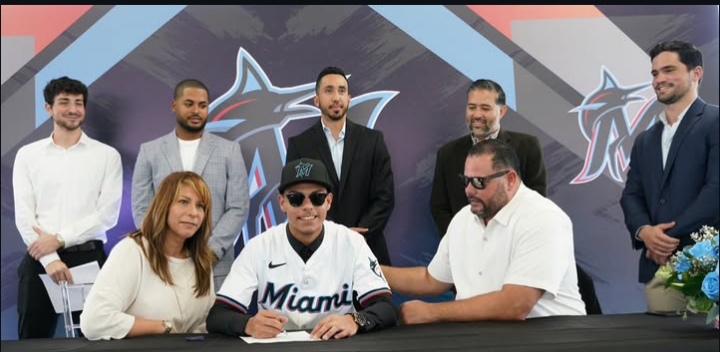 El venezolano Andrew Salas es nuevo jugador de Marlins de Miami