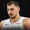 Nuggets dominó a 76ers con el cuarto triple-doble consecutivo de Nikola Jokić