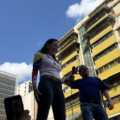 Detenida María Corina Machado a su salida de la concentración en Chacao