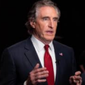 El Senado de EEUU confirma a Doug Burgum como secretario de Interior