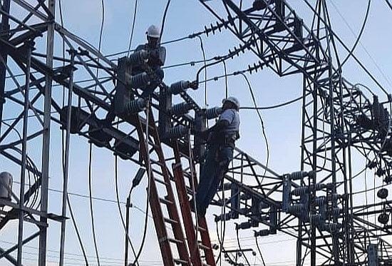 Aplican mantenimiento correctivo en puntos calientes de subestaciones eléctricas del Sur del Lago