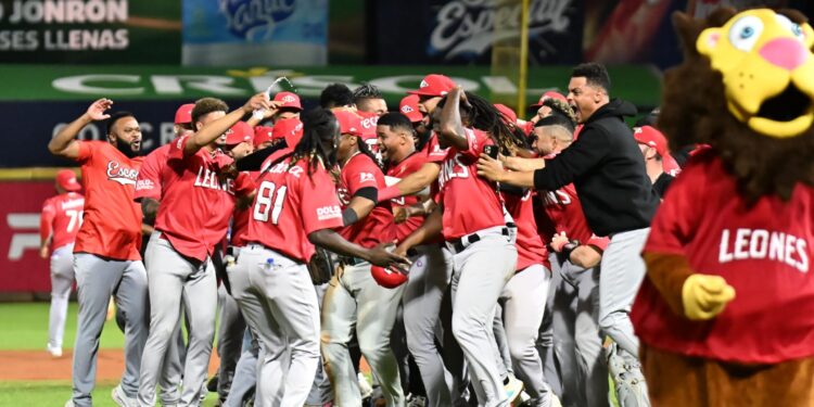 Leones del Escogido alcanzó el campeonato en la LIDOM con aporte zuliano