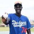 Dodgers de Los Angeles hacen historia tras firmar al primer pelotero de Sudán en la MLB