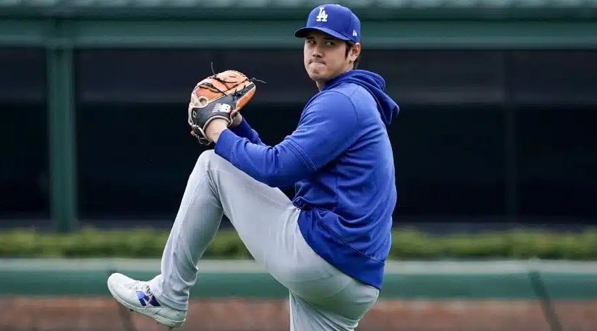 Dave Roberts revela el retorno de Ohtani como lanzador