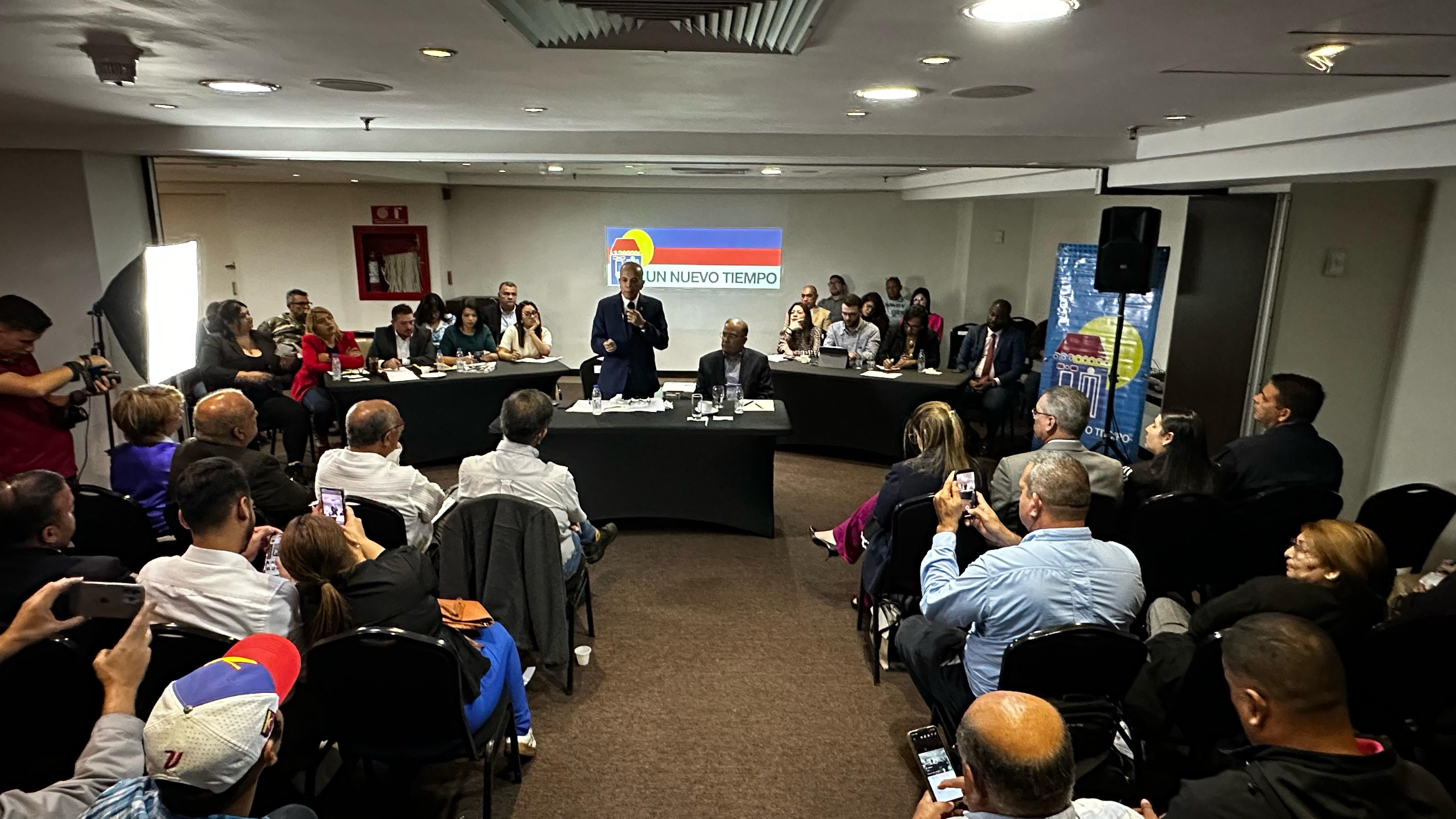 Un Nuevo Tiempo plantea tres propuestas políticas al país rumbo al 27 de abril