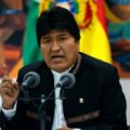 Evo Morales anuncia que inscribirá su candidatura presidencial