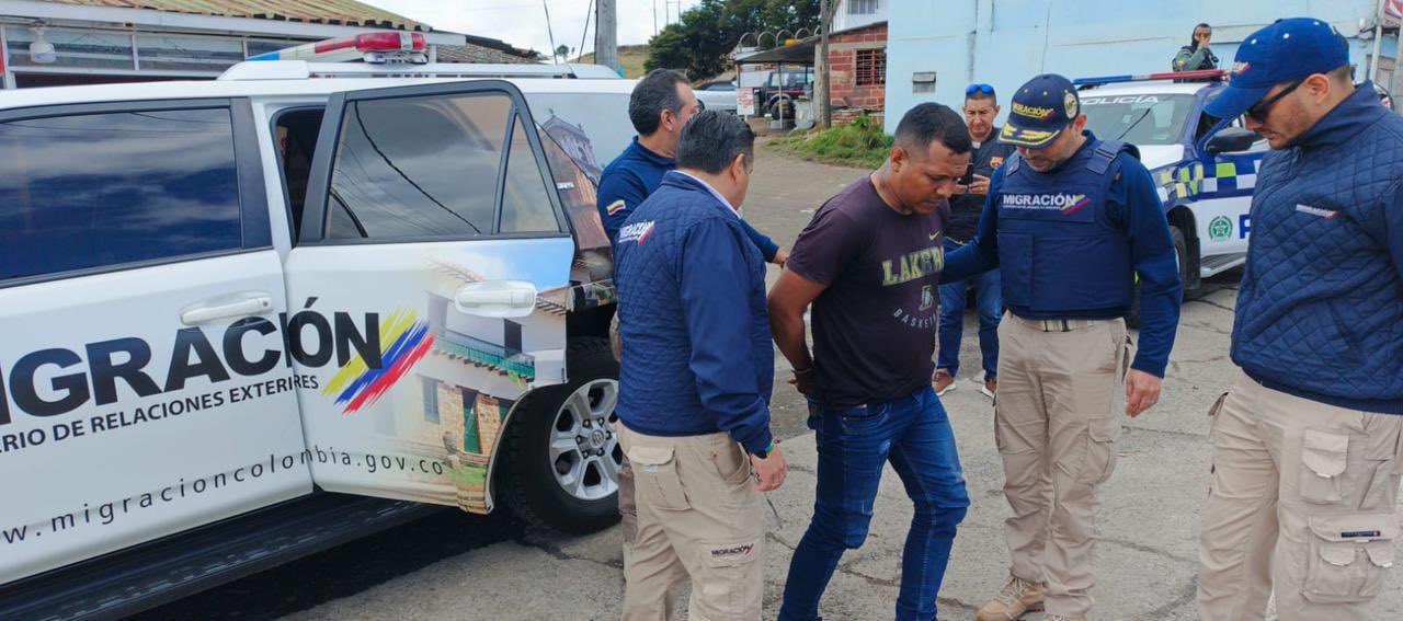 Capturan en Colombia a Manuel Antonio Barrios, alias “El Negro”, presunto integrante del Tren de Aragua