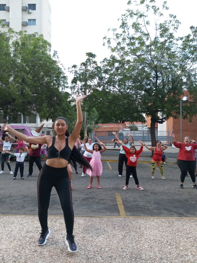 Montielco celebró el amor y la amistad entre baile, regalos y sorpresas