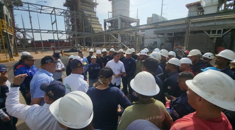 Ministro Márquez inspecciona instalaciones eléctricas en Bolívar y Zulia