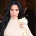 Kim Kardashian celebra su ‘cuarta boda’ a la orilla del mar