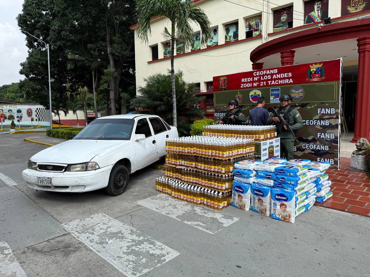 Militares detienen a un hombre por supuesto contrabando de aceite comestible en Táchira