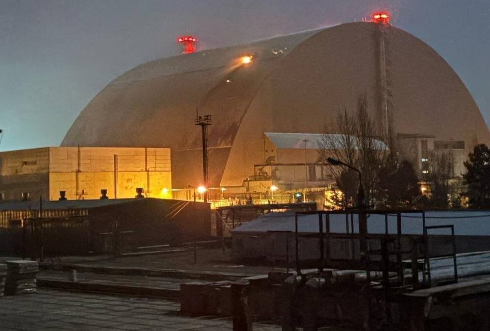 Ucrania afirma que Rusia atacó con un dron la central nuclear de Chernobyl