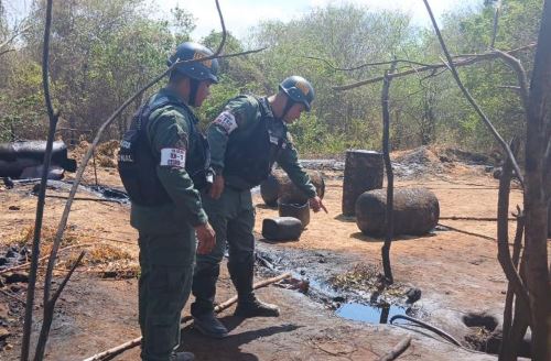 Elaboraban combustible en un terreno de Las Parcelas