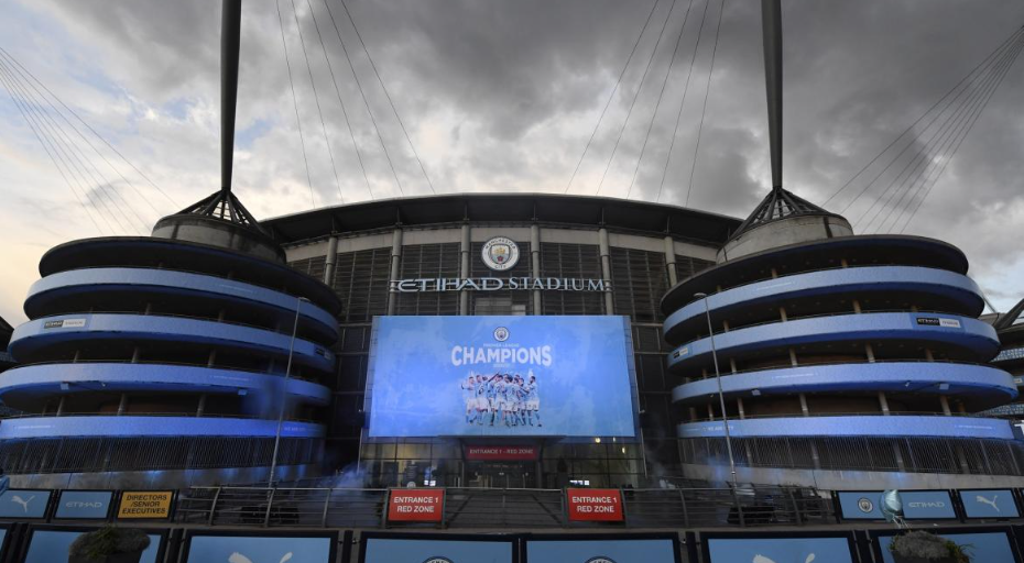 El Etihad Stadium se prepara para el playoffs de Champions entre Real Madrid y Manchester City