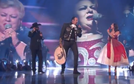 Así fue el homenaje de la Dinastía Aguilar a Paquita la del Barrio en Premios lo Nuestro 2025