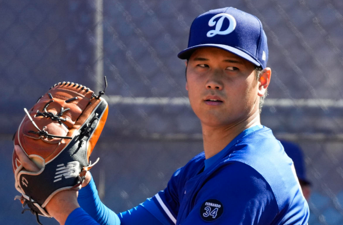 Ohtani completó su primera sesión de lanzamientos con Dodgers