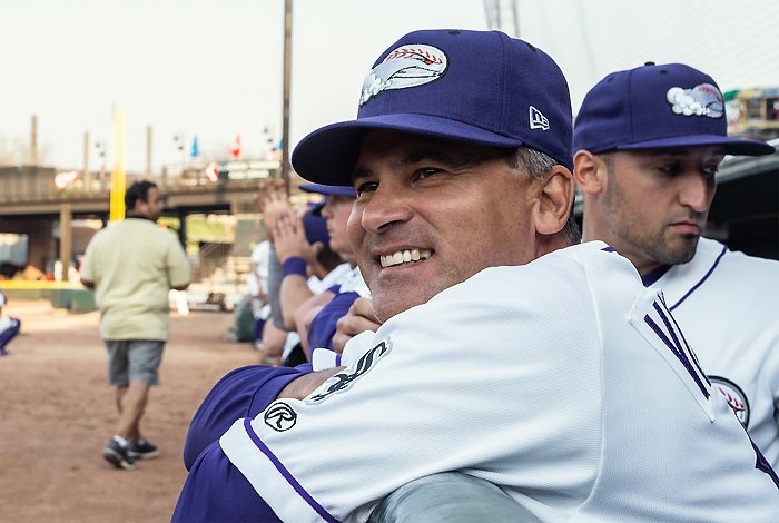 Omar Vizquel sueña con dirigir a Leones