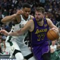 Luka Dončic anotó 45 puntos y no pudo evitar la derrota de Lakers