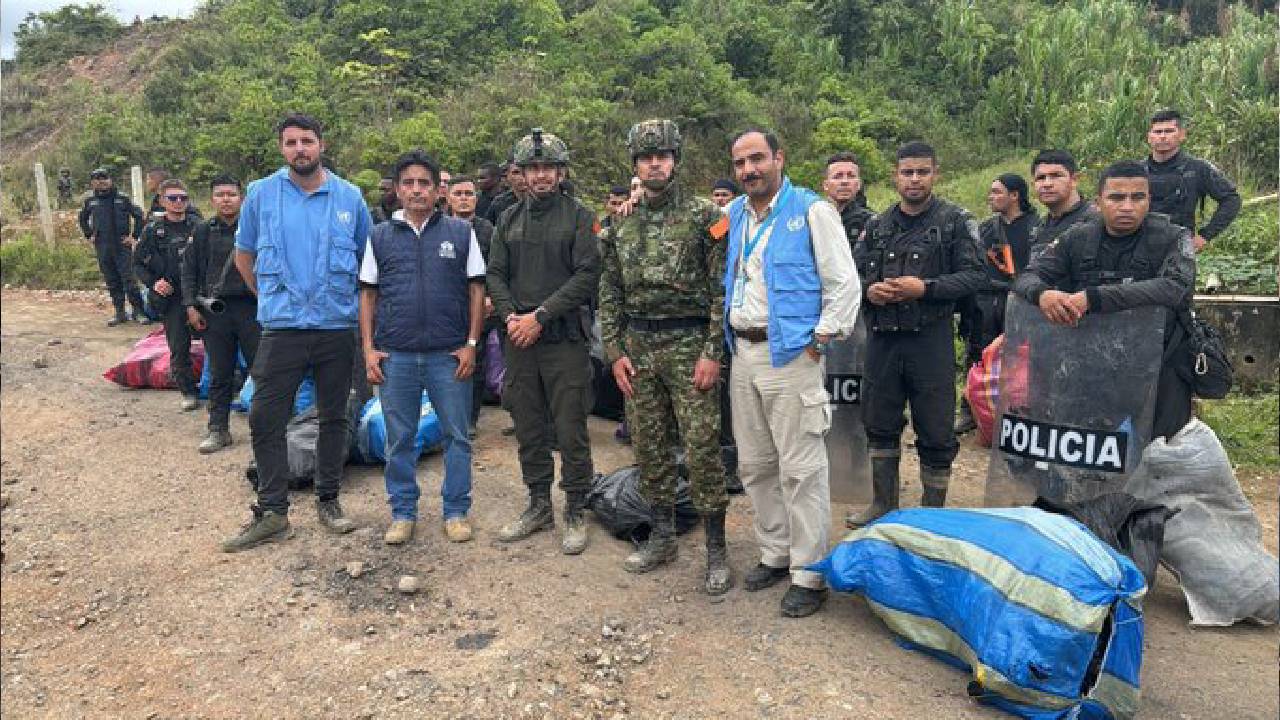 Liberados los 29 uniformados que estaban secuestrados en Colombia