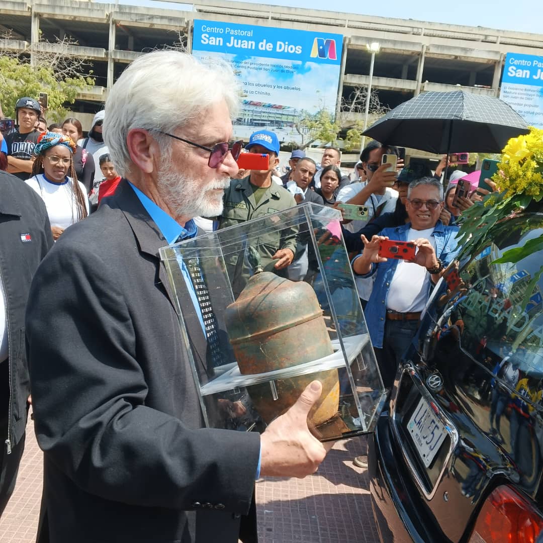 Rumbo al Panteón Nacional los restos del científico Humberto Fernández Morán