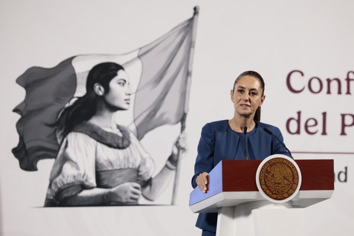 Presidenta de México rechaza aranceles de EEUU a países que compren petróleo de Venezuela