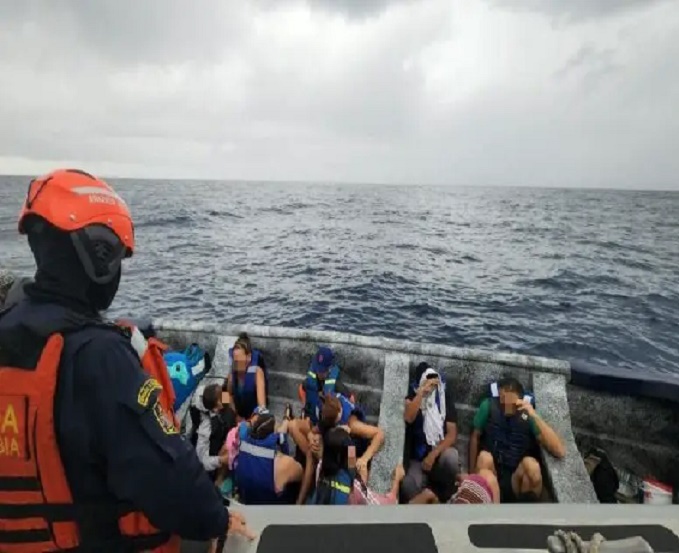 Repatriados 75 venezolanos que fueron interceptados a bordo de una embarcación en la costa de Guyana: Nueve niños incluidos