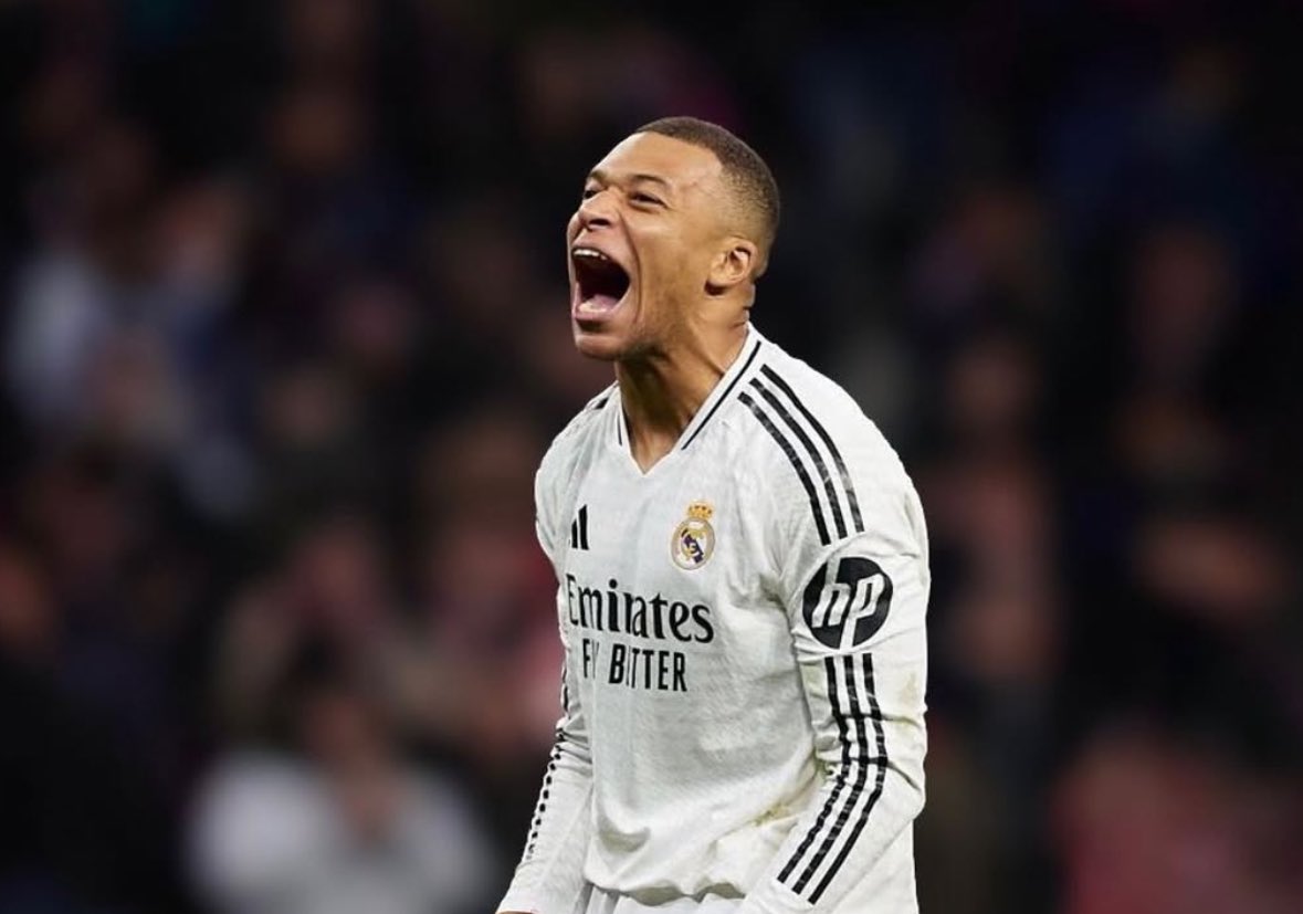 Kylian Mbappé recibió un partido de suspensión por su patada en el duelo ante Alavés