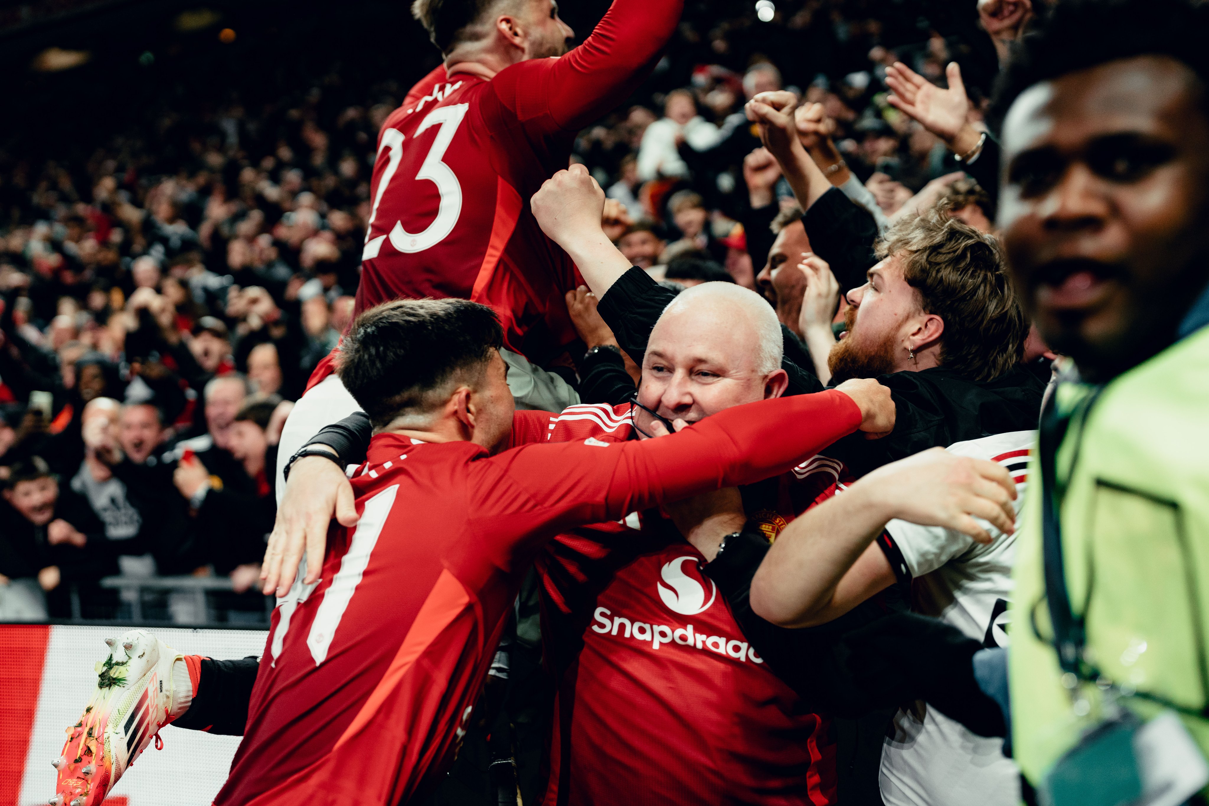 Manchester United logra la clasificación a semifinales de Europa League en un épico partido