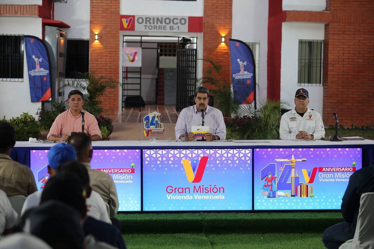 Presidente Maduro aumenta el Bono de Guerra Económica a 120 dólares