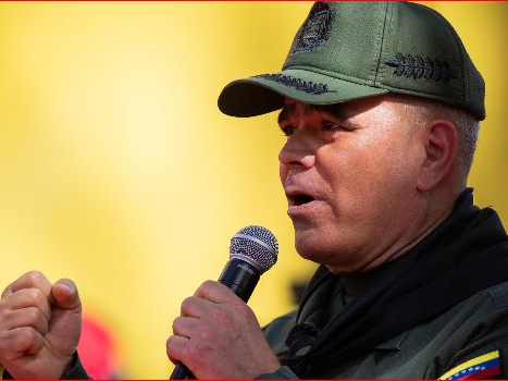 Padrino López: Venezuela luchará 