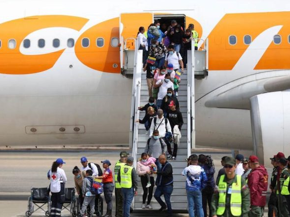 Venezolanos varados en el sur de México piden vuelos humanitarios para volver a su país