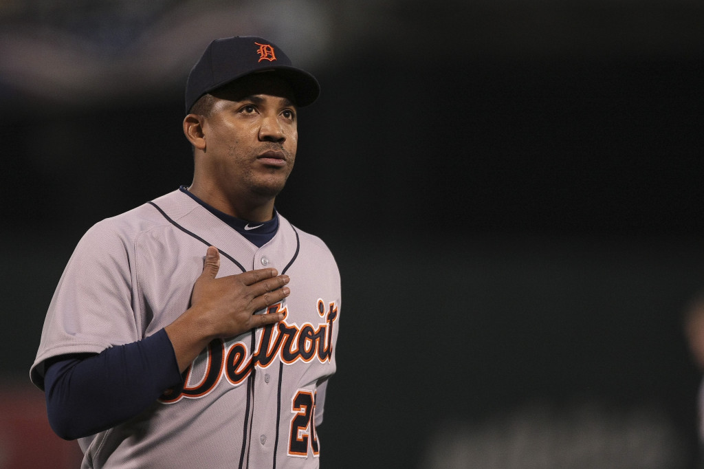 El exlanzador Octavio Dotel fue rescatado con vida entre los escombros  donde cantaba Rubby Pérez